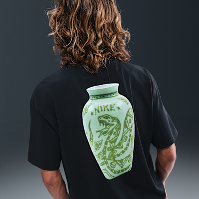 Nike SB Max90 Skate T-Shirt. Nike.com